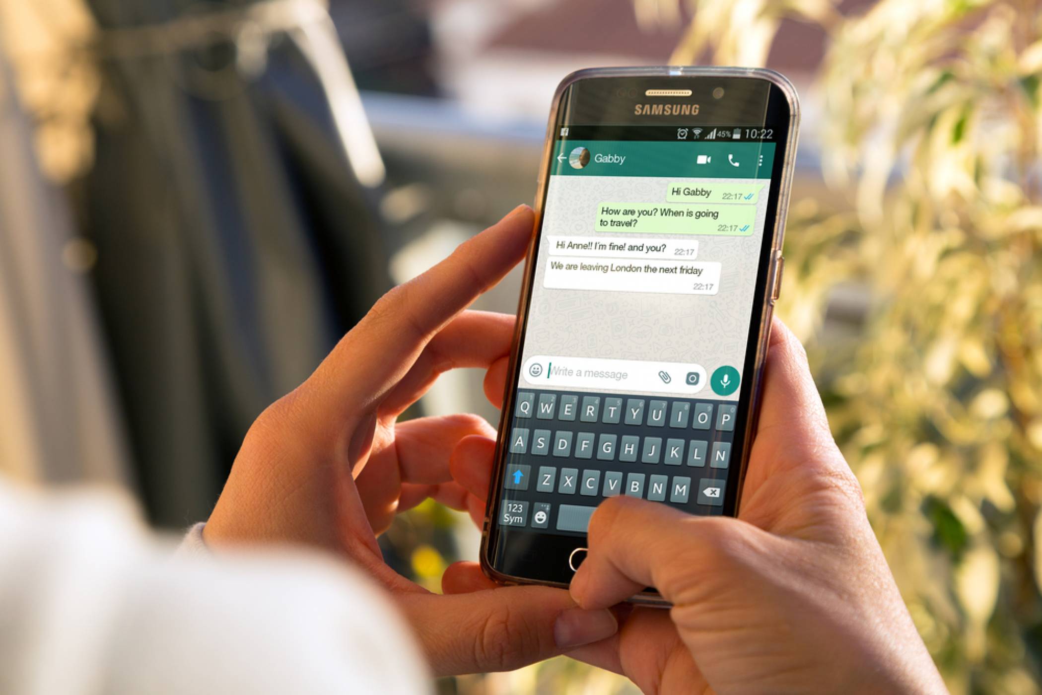 WhatsApp желае вашите биометрични данни