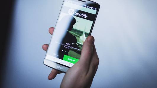 AI в Spotify ще ви препоръчва музика според настроението 