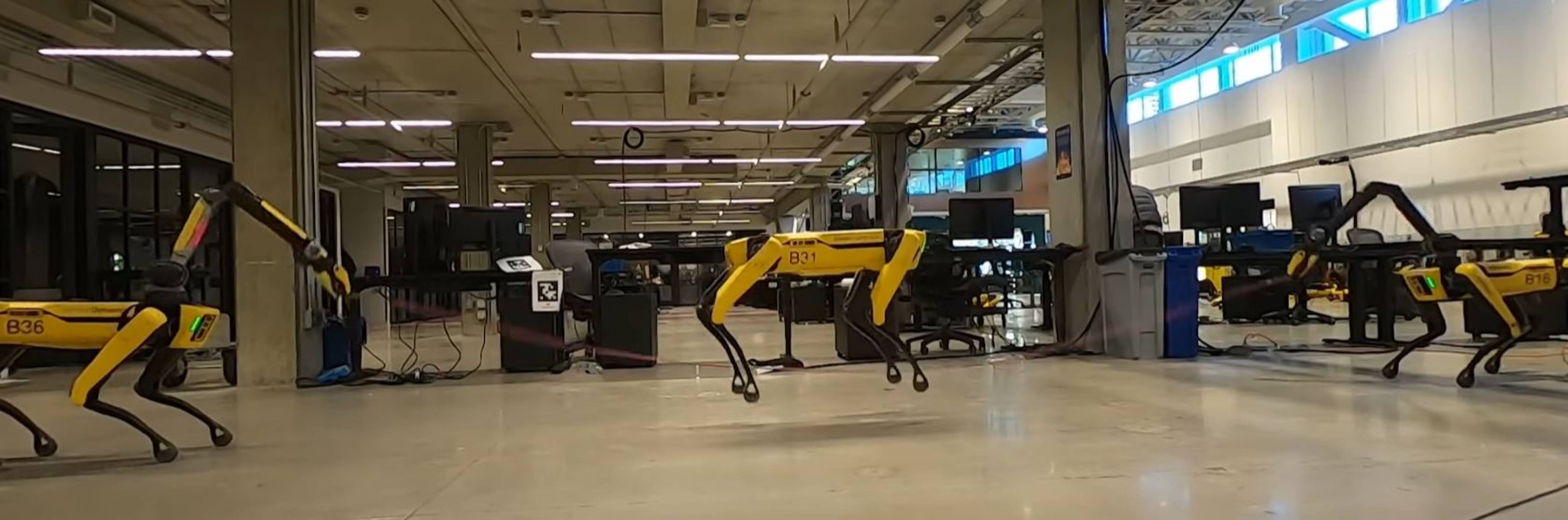 Вижте как роботите на Boston Dynamics скачат на въже, подреждат и чертаят с тебешири (ВИДЕО)