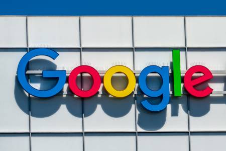 Пандемията изстреля YouTube нагоре и направи Google още по-богата компания