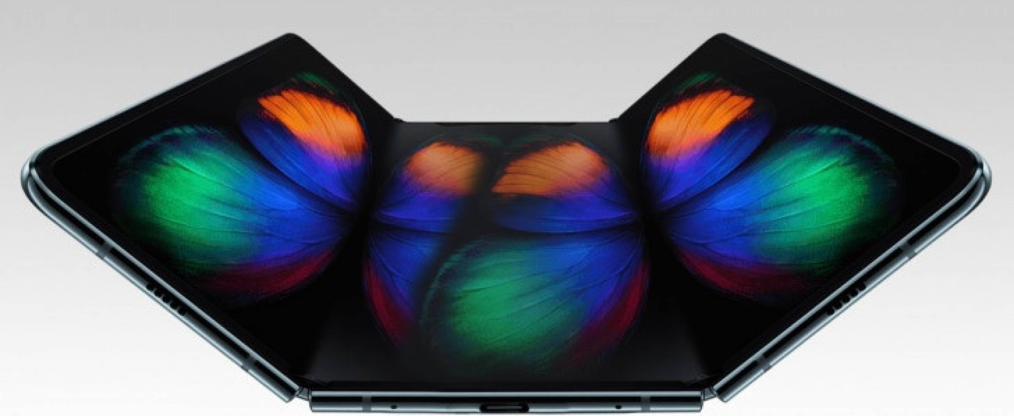 Сгъваем като салфетка телефон на Samsung идва тази година 