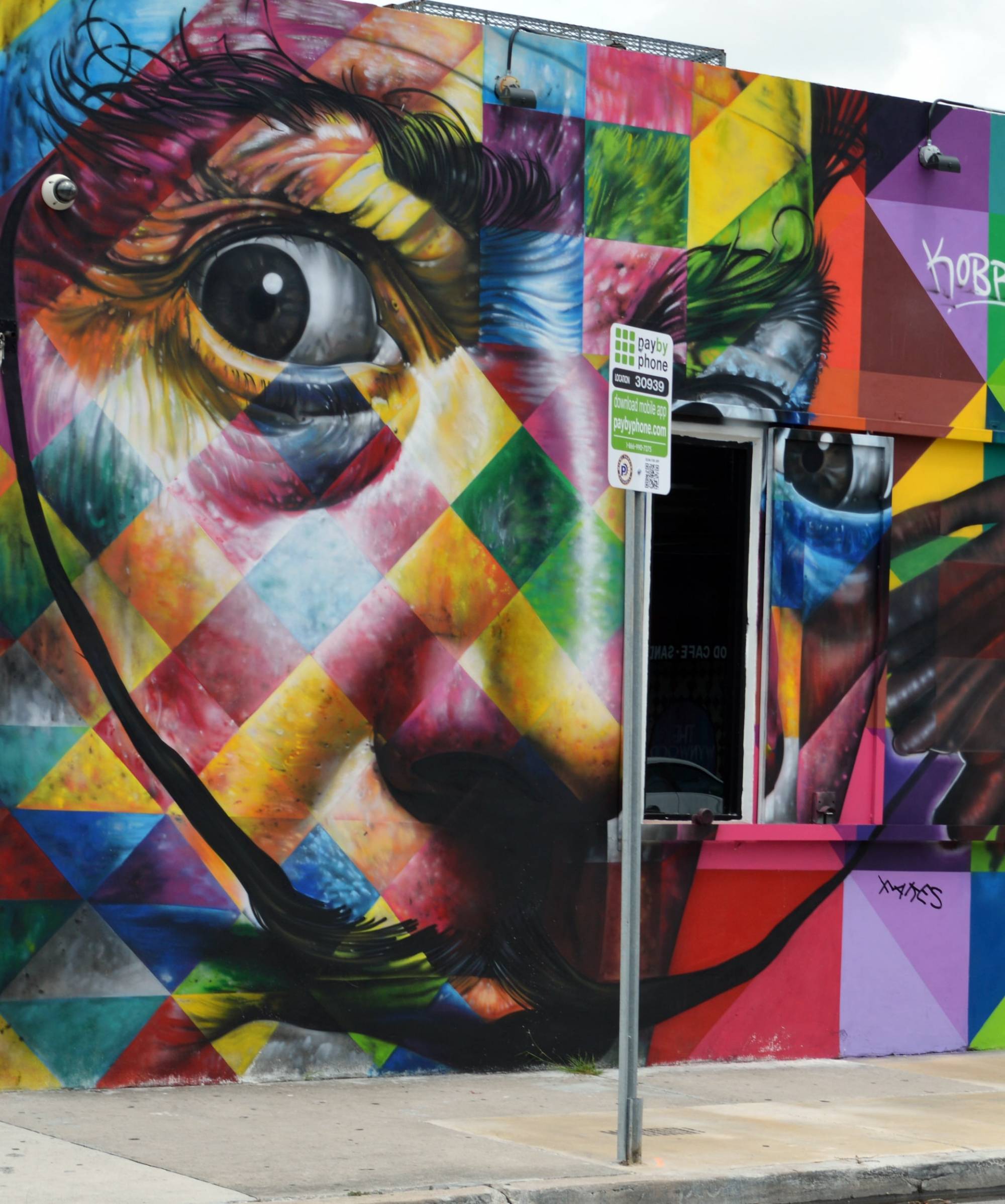 Изкуствен интелект дава артистичен завършек на всяко едно изображение 