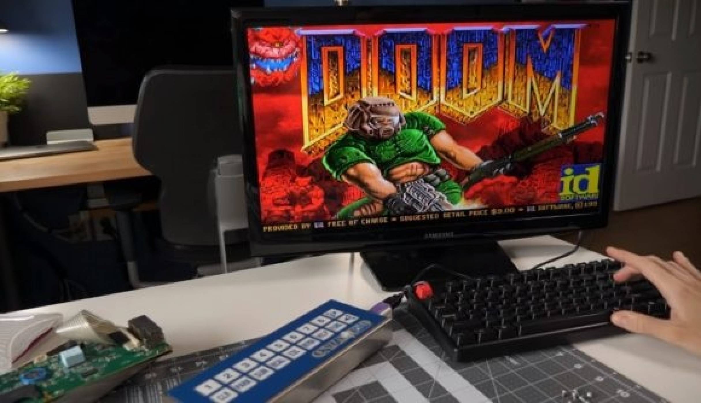 Doom вече върви и на дисплей за поръчки в ресторант (ВИДЕО) 