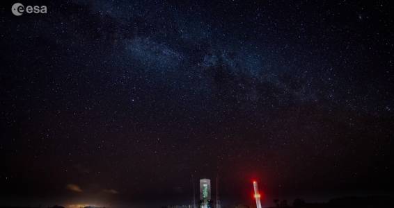 Вижте зашеметяващ timelapse на звездно небе благодарение на ESA (ВИДЕО) 