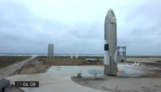 Ракетите на SpaceX скоро ще летят от площадка в океана