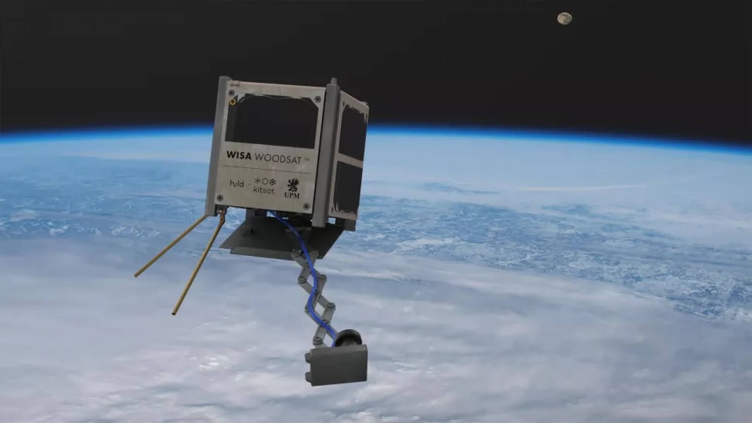 Първият в света дървен сателит ще се завърти около Земята тази година