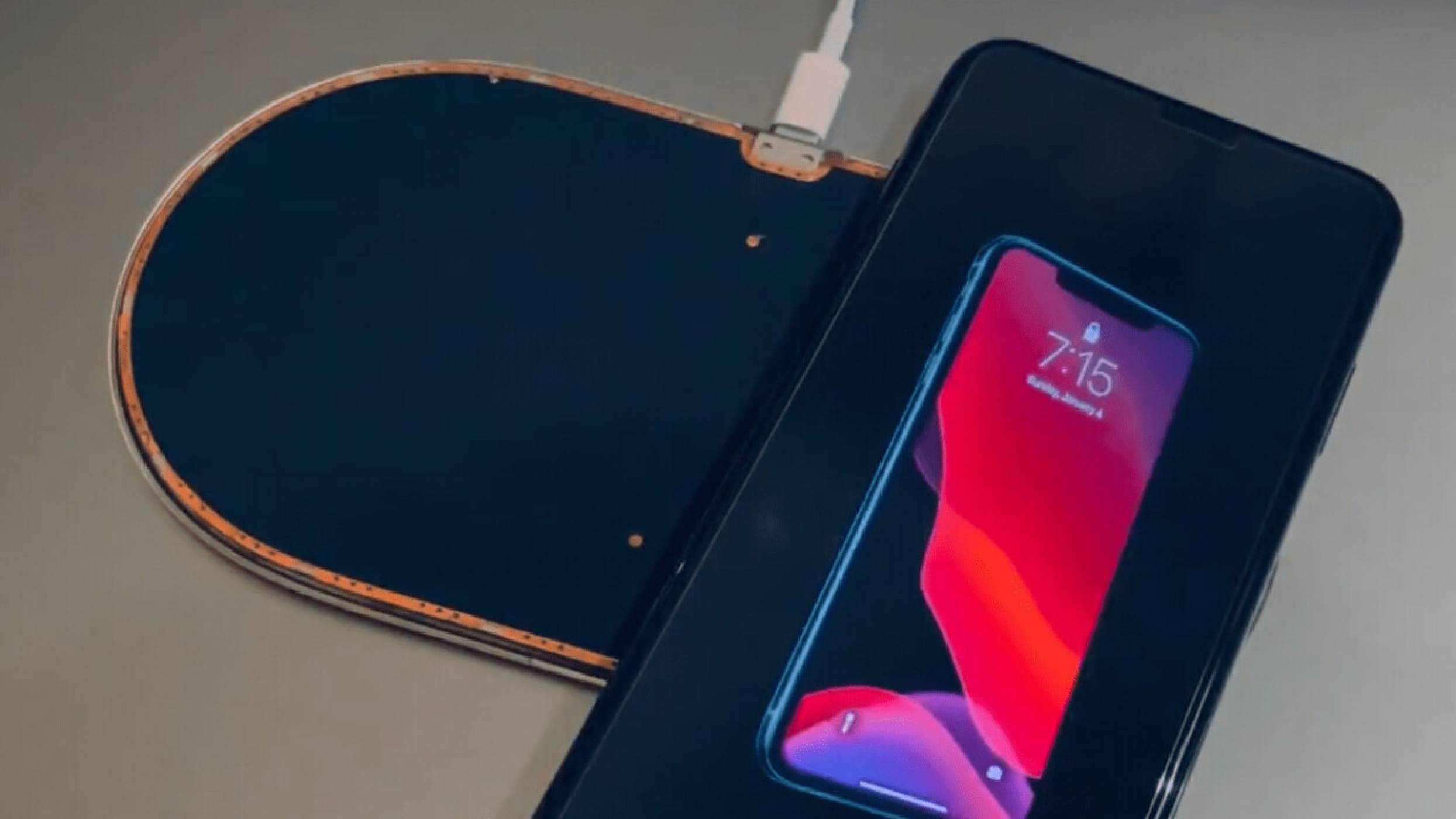 Най-накрая видяхме митичния AirPower на Apple