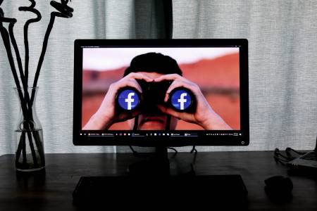 Facebook връща всичко в едно приложение