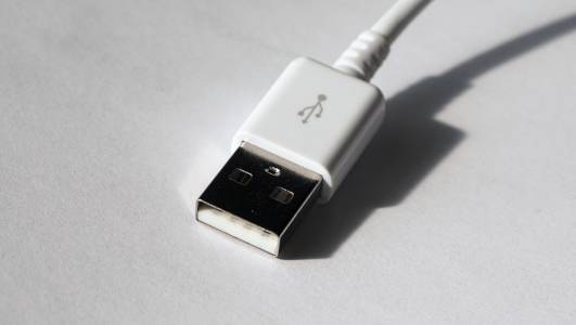 USB Type-C кабелите скоро ще имат лого за максимална мощност