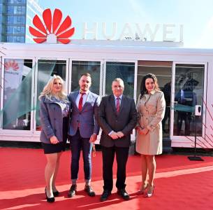 УНСС приветства най-новите технологични разработки на Huawei и планира сътрудничество с компанията 