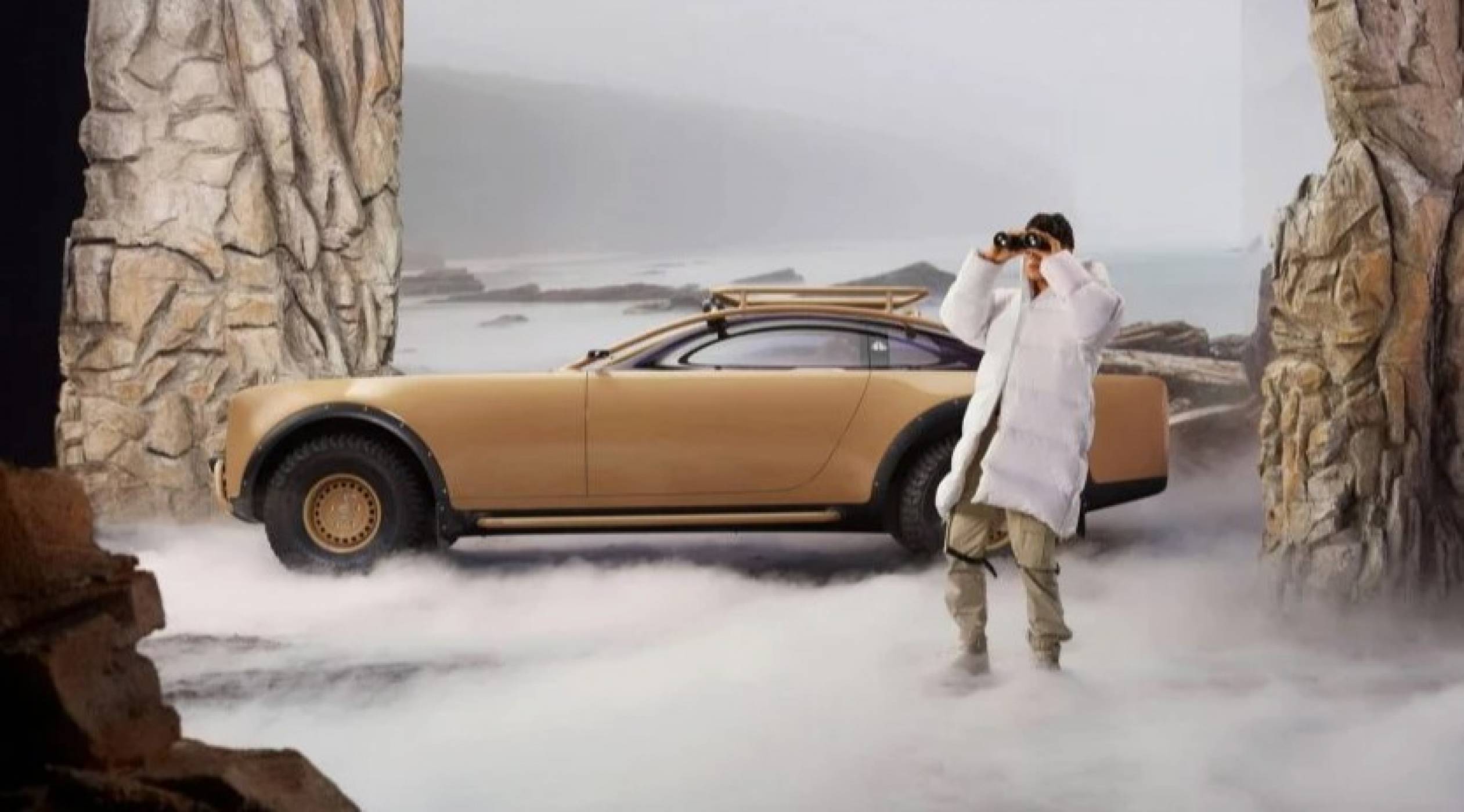 Mercedes ни завъртя главите с дизайнерски електрически Maybach 