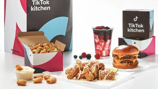 TikTok ще доставя храна, базирана на рецепти от популярни клипове 