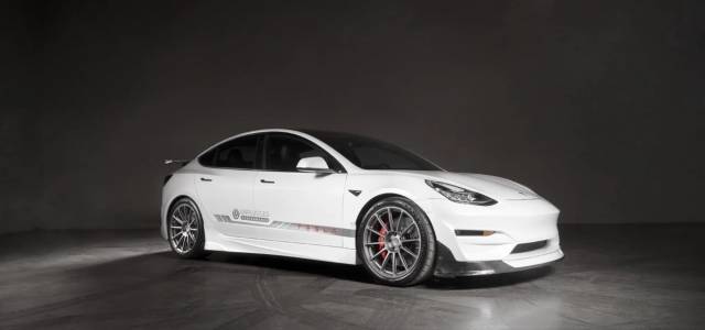Майсторите на тунинга Koenigsegg ще правят чудеса с колите на Tesla