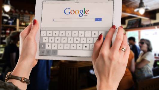 Вече може да изваждате телефонни номера от търсачката на Google 