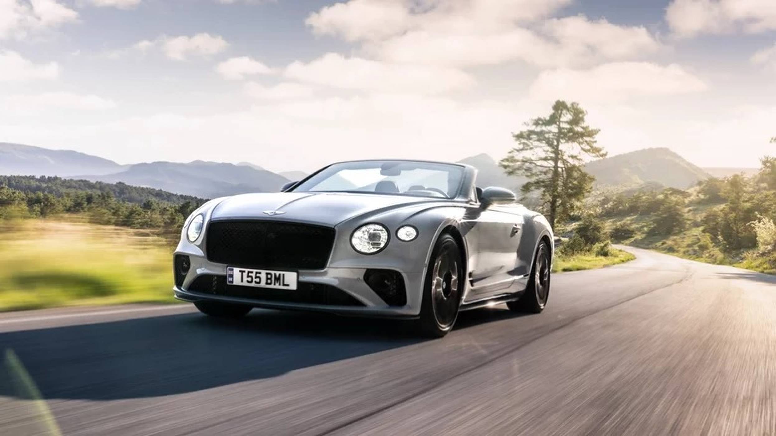 Бъдещето на Bentley може да е електрическо, но никой не го е казал на новия Continental GT