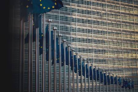 ЕС взе критично решение за регулация на американските технологични гиганти 