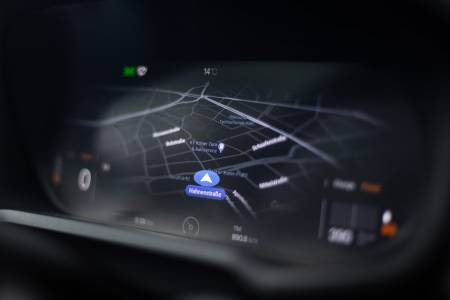 Бъг в популярен GPS модул излага колата ви на проследяване 