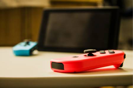 Най-сетне може да играете вашите Steam игри с Nintendo Joy-Con 