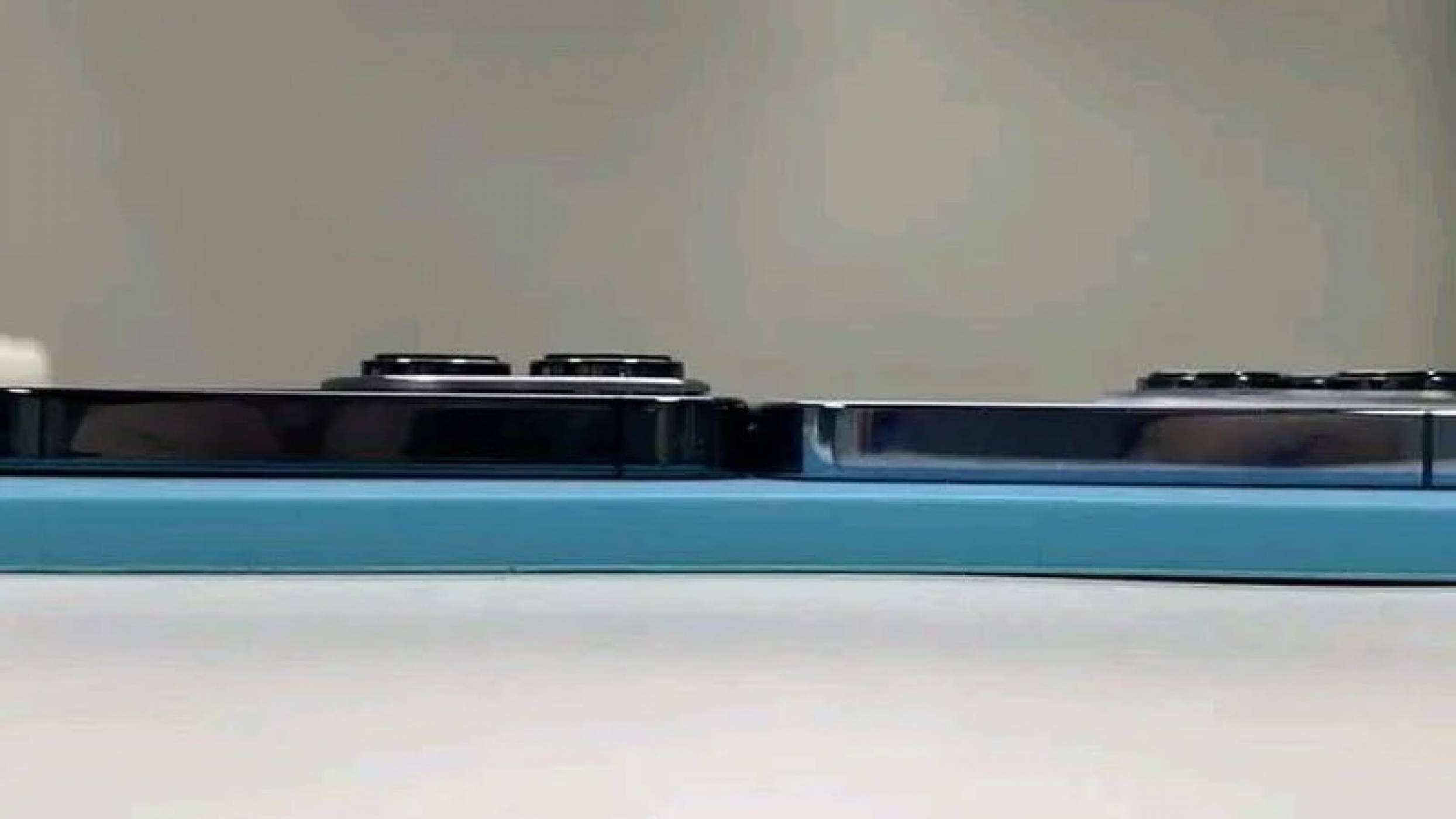 Издутината на камерата на iPhone 14 Pro Max се появи на снимка 