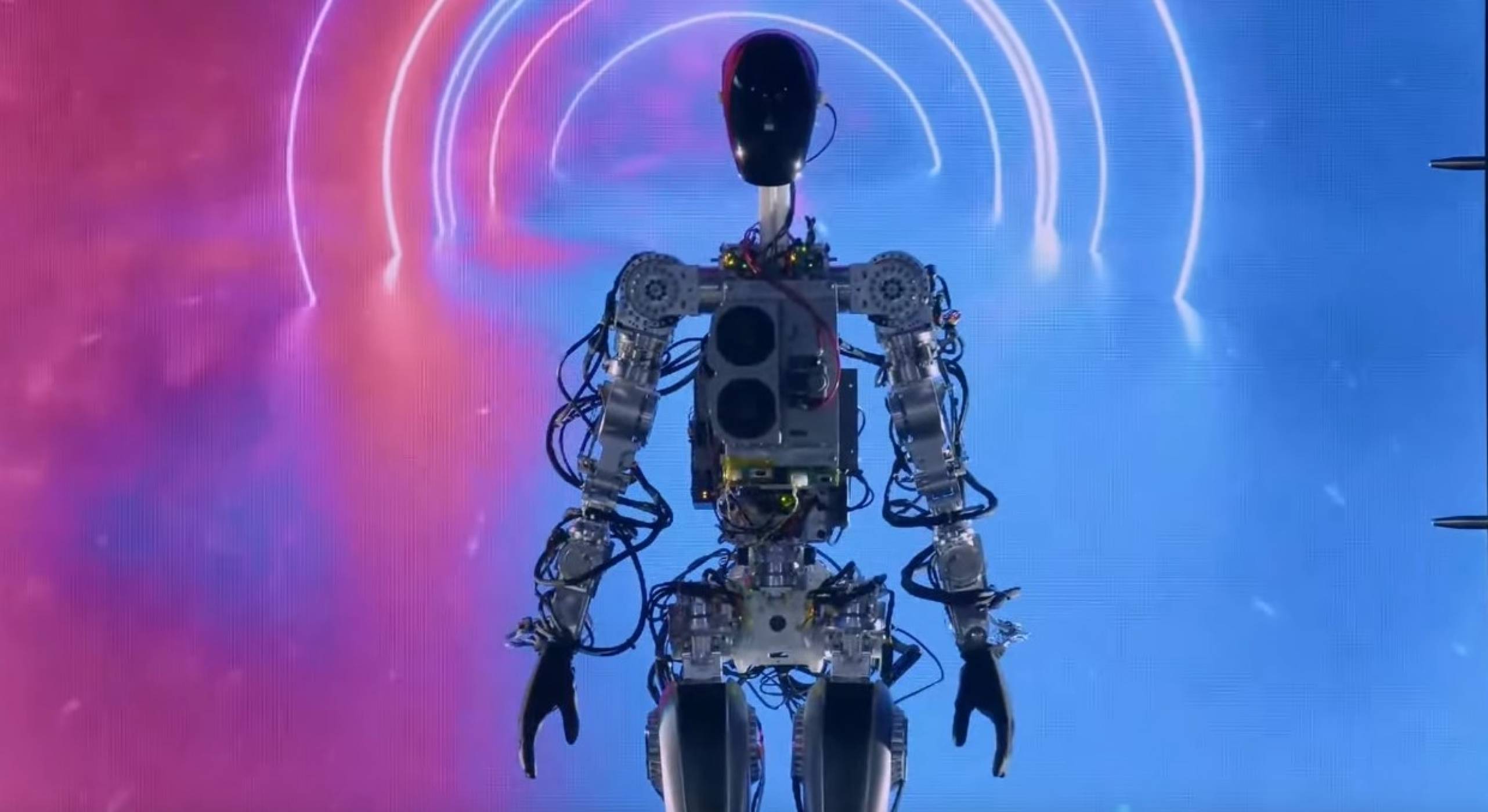 Илон Мъск показа, че роботът Optimus е почти готов за своето шоу  (ВИДЕО)