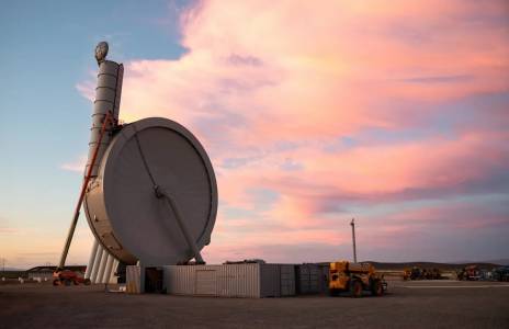 Вижте гигантската прашка, с която NASA може да намери алтернатива на ракетите (ВИДЕО)