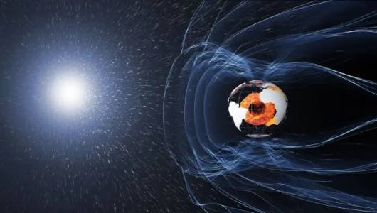  Чуйте зловещите звуци на слънчева буря, удряща магнитното поле на Земята 