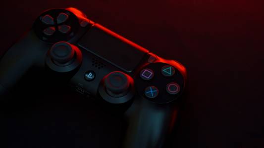 PS4 eмулаторът fpPS4 вече може да подкара над 25 комерсиални игри (ВИДЕО)
