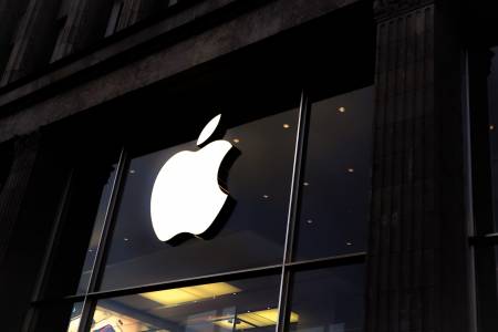 Apple отново бяха обвинени в следене на потребителите 