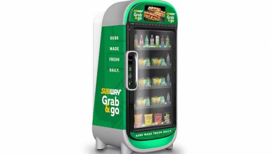 Този умен хладилник със сандвичи може да ви чува 