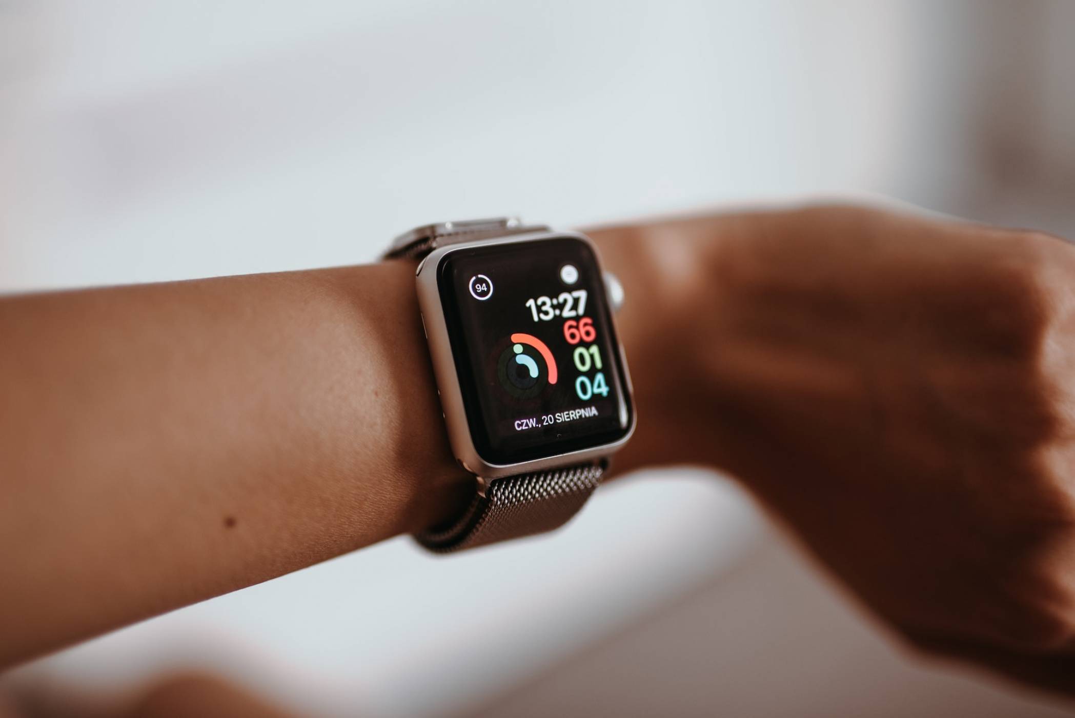 Следваща генерация на Apple Watch ще се опита да дава индикации за кръвната захар 