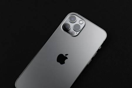 Най-важният аксесоар за iPhone 15 може да е 20W зарядно устройство на Apple