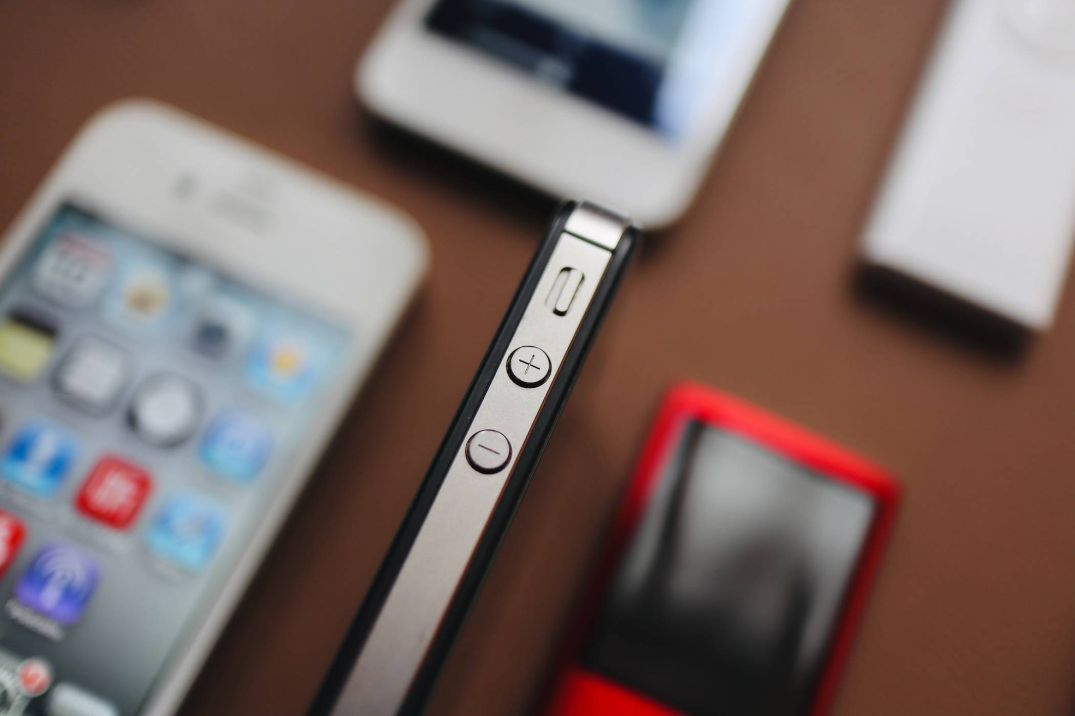 Служителите, ангажирани с производството на iPhone 15, получават трето увеличение на бонусите в рамките на един месец 
