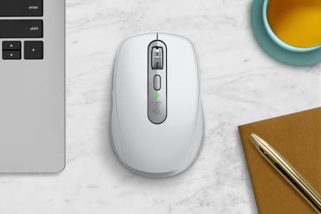 Logitech предлага първия MX комплект с клавиатура и мишка, който идва с нов софтуер за подобряване на работните потоци и продуктивността