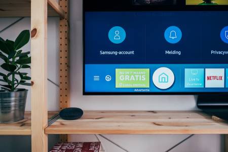 Samsung може скоро да пусне на пазара най-големия си OLED телевизор досега