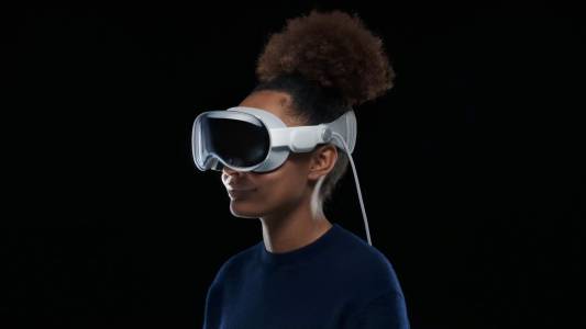 Шлемът Vision Pro за 3500 долара идва без лента за главата ви