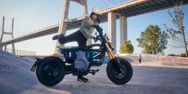 BMW пуска на пазара евтин (по своите стандарти) лек електрически мотоциклет