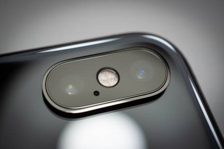 Според слуховете iPhone 16 Pro Max ще разполага със супер телефото камера