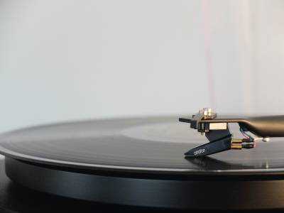 Sony и други музикални лейбъли съдят Internet Archive за дигитализиране на стари записи