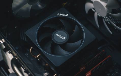 Всички скорошни процесори на AMD са засегнати от уязвимостта Inception