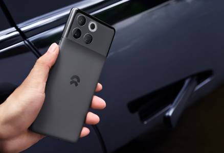 Nio Phone е смартфонът с най-задълбочена интеграция с автомобил до момента