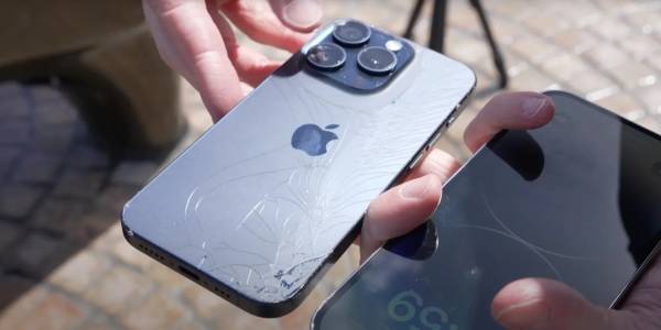 Първият тест на iPhone 15 Pro показва, че новият титаниев дизайн е по-малко издръжлив (ВИДЕО)