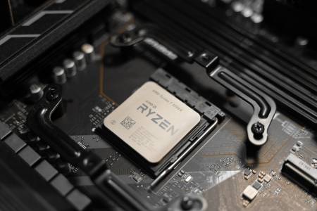 NVIDIA и AMD събират мощта си, за да се конкурират с Qualcomm при мобилните чипове