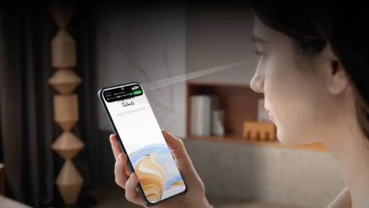 Този телефон със Snapdragon 8 Gen 3 ще ви позволи да отваряте приложения с очите си