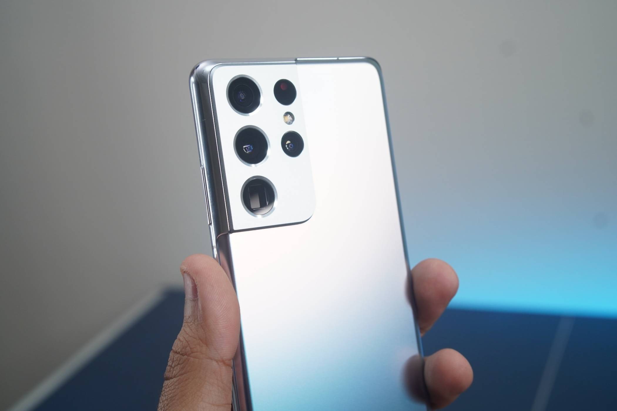 Научихме нещо ново за визията на предстоящия флагман Galaxy S24 Ultra