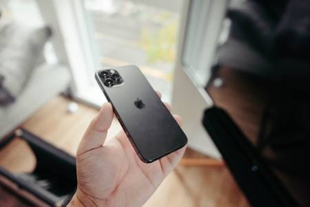 Apple вече работи здраво по 6G връзката на бъдещия ви iPhone