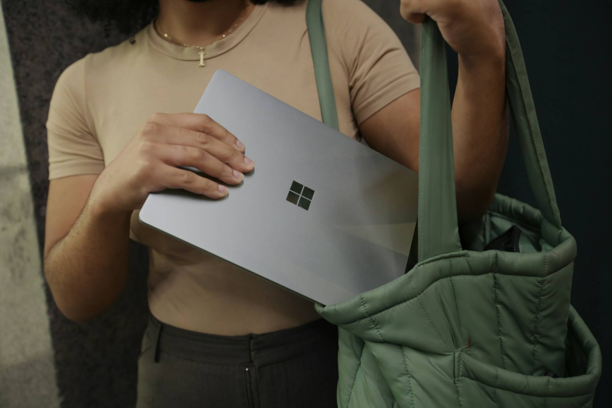 Microsoft преименува Edge за Android и iOS, за да акцентира върху ИИ