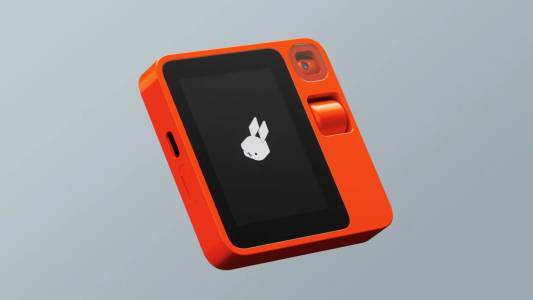 Преносимото устройство с ИИ на Rabbit има за цел да създаде постсмартфон изживяване