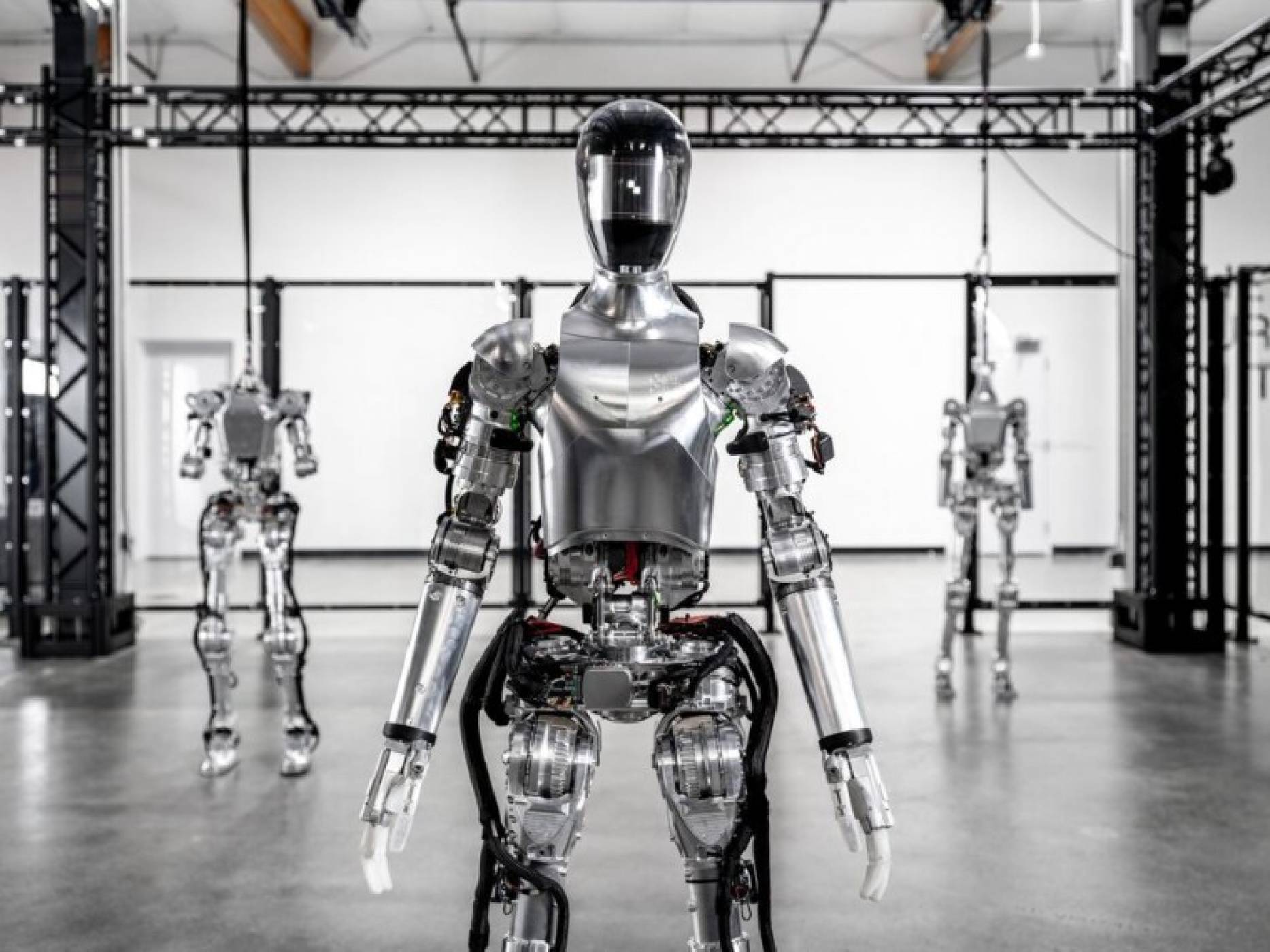 Figure получи половин милиард долара от Microsoft за своите хуманоидни роботи