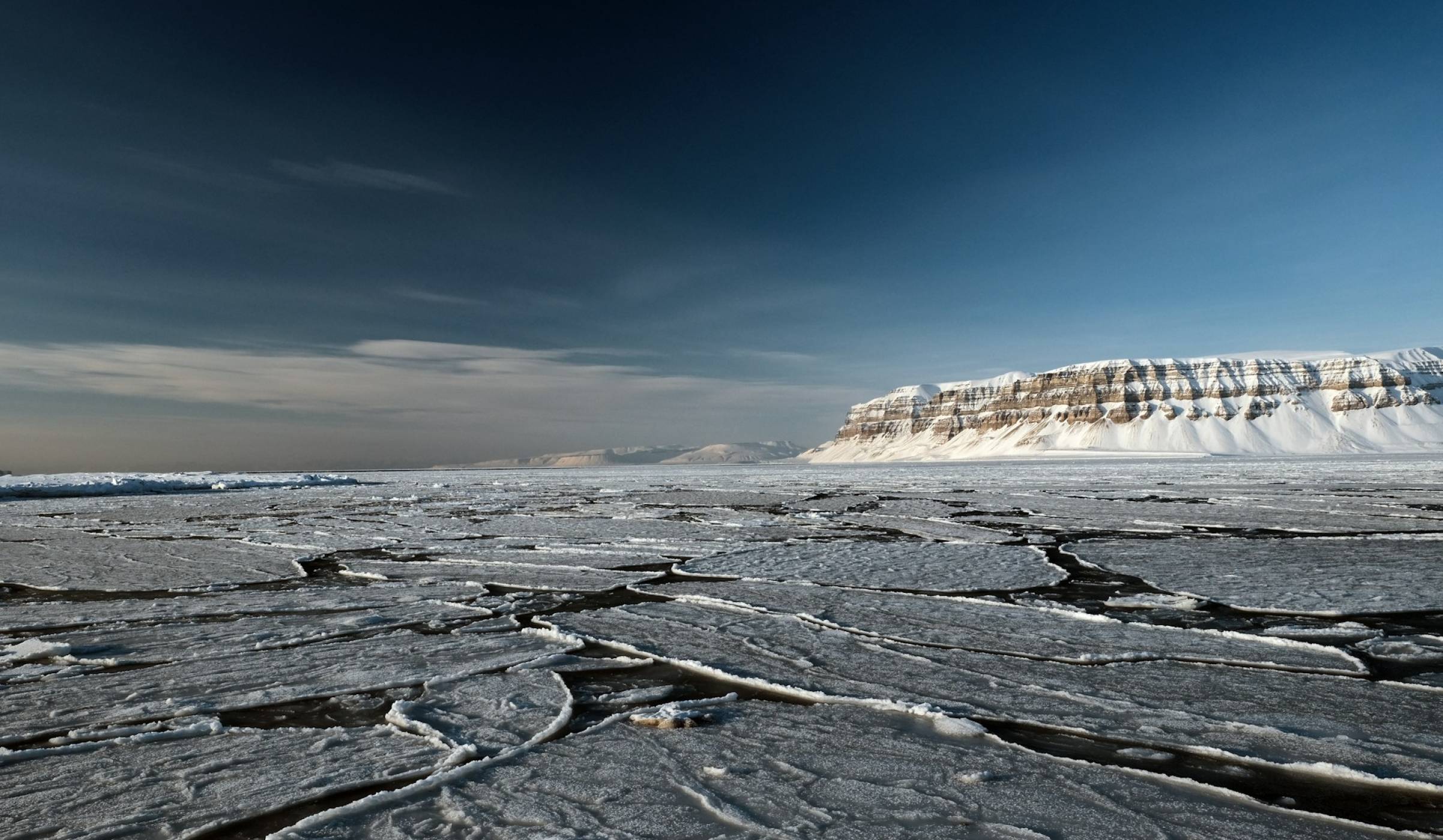 Топенето на полярния лед променя въртенето на Земята