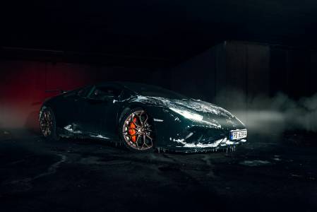 Lamborghini обнови луксозната си марка с нов облик в прехода към електрически двигатели (ВИДЕО)
